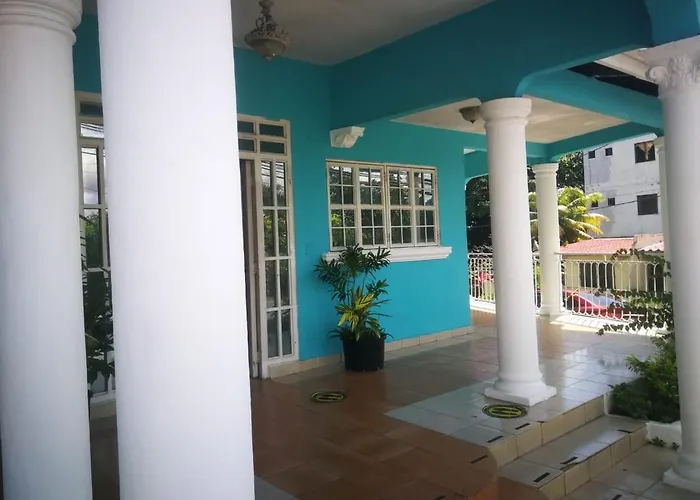 Hostal familiar Villa Nome