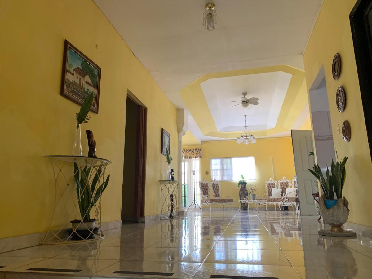 Hostal Familiar Nome