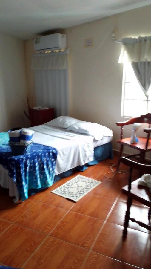 Hostal Familiar Nome *